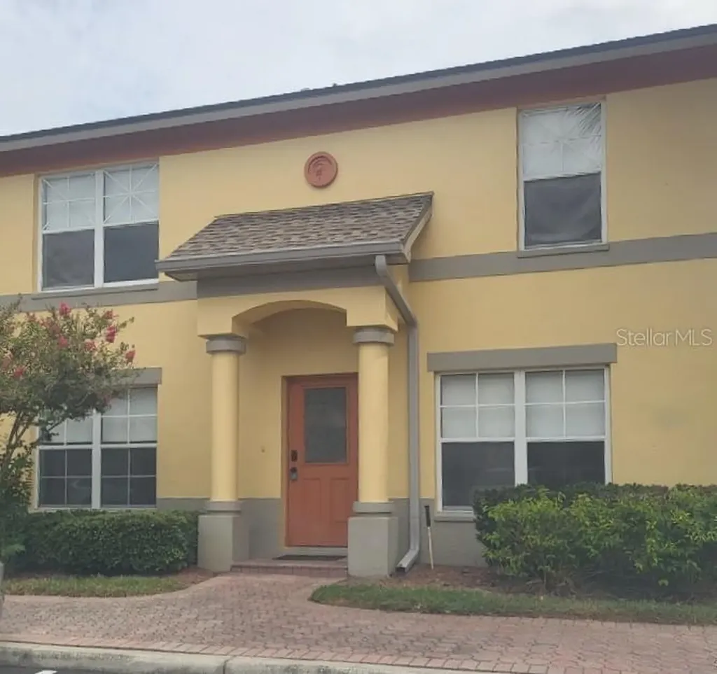 3874 Mariner Drive St Petersburg FL 33705