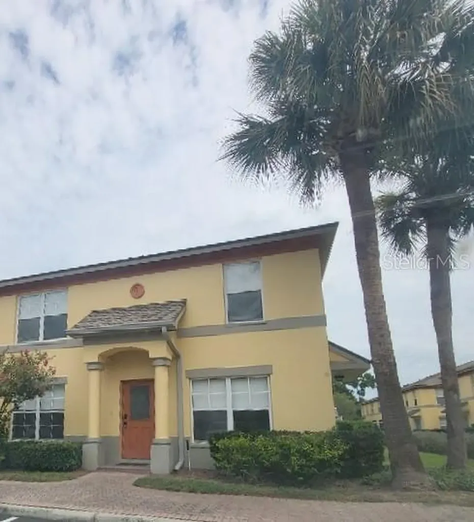 3874 Mariner Drive St Petersburg FL 33705