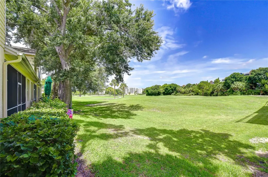 1050 Starkey Road Largo FL 33771
