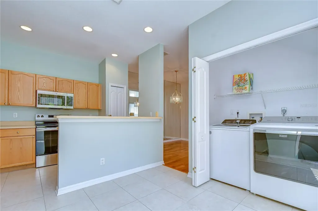 1050 Starkey Road Largo FL 33771