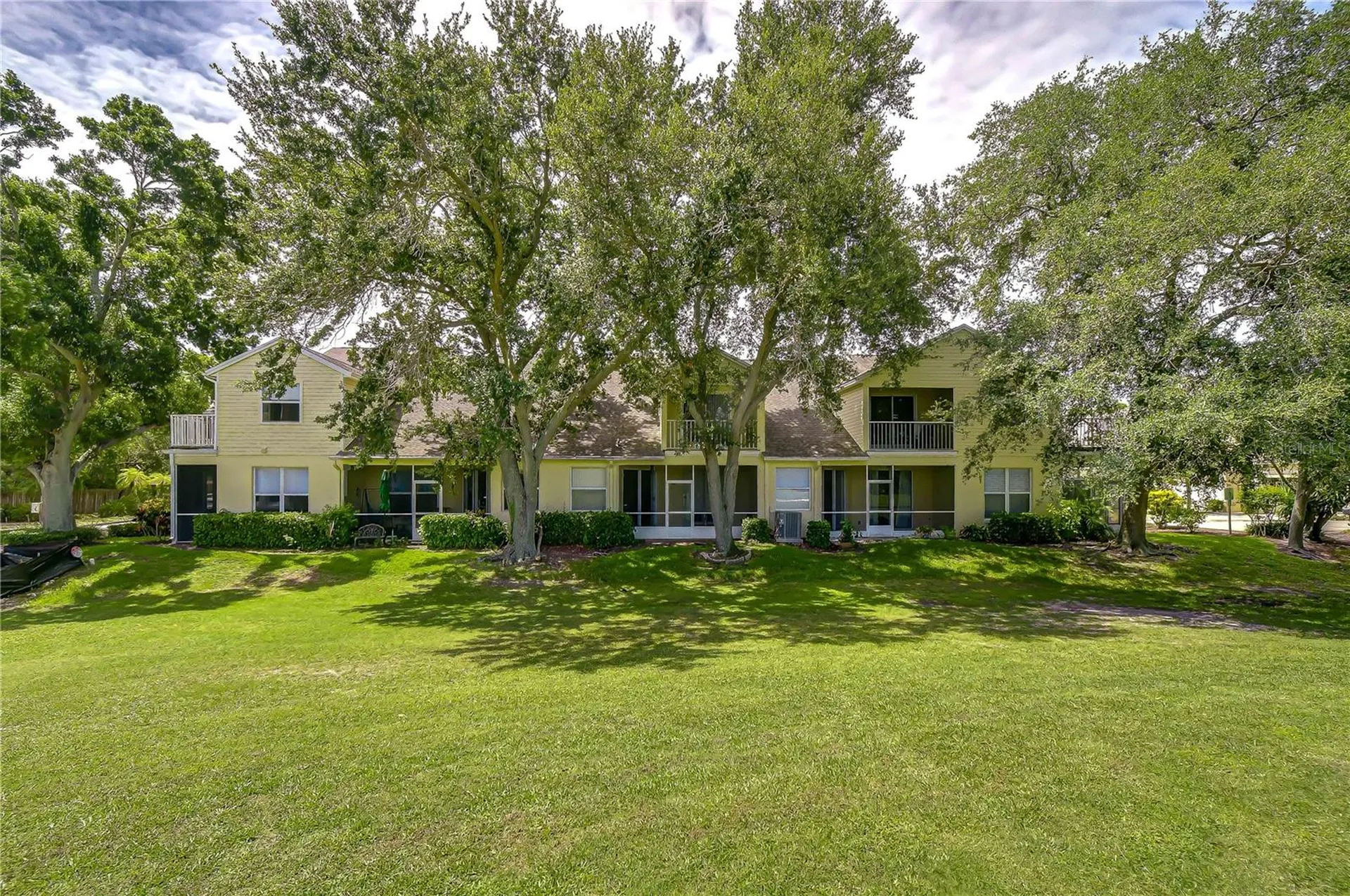 1050 Starkey Road Largo FL 33771