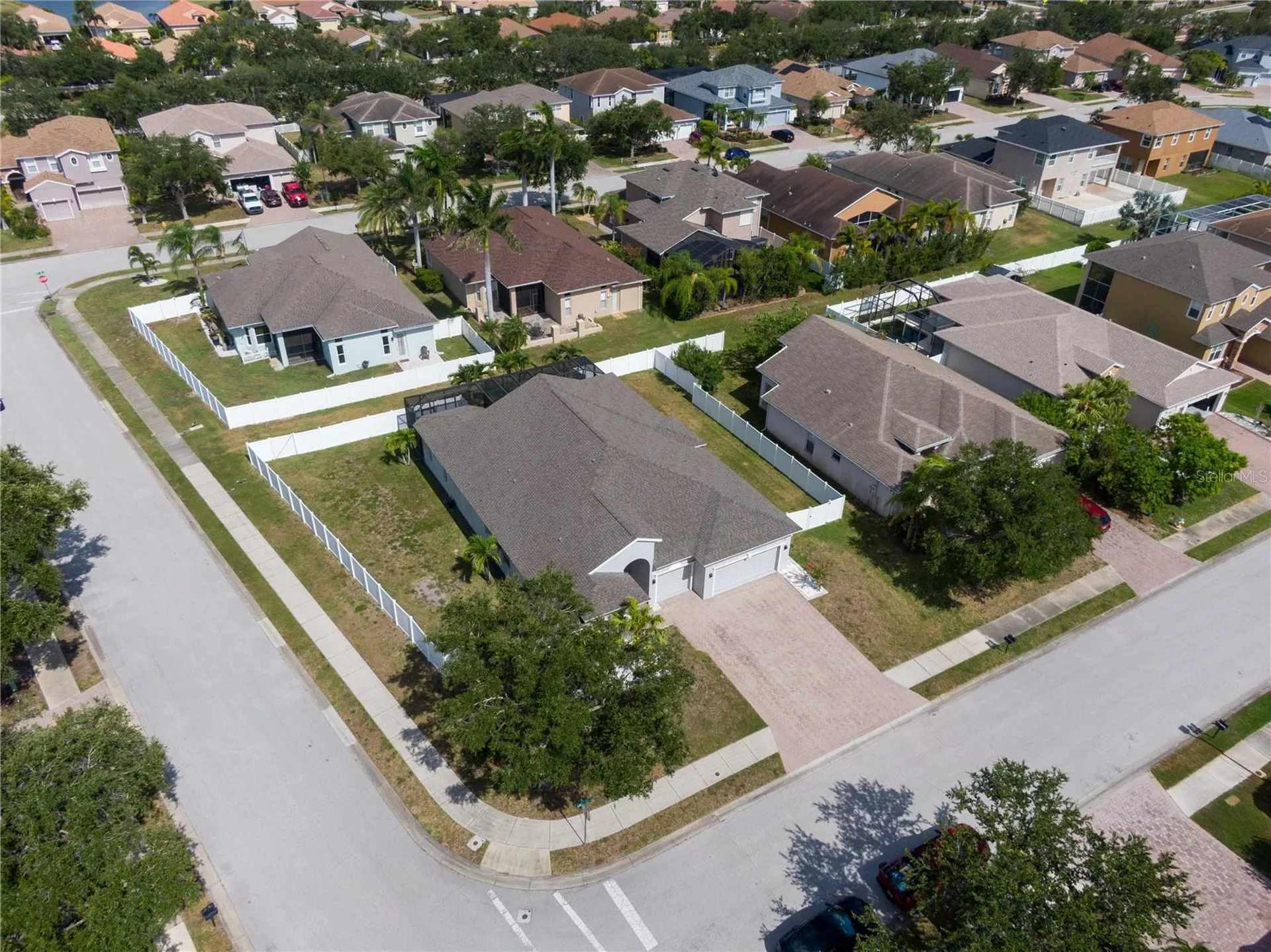 6603 38th Street E Sarasota FL 34243