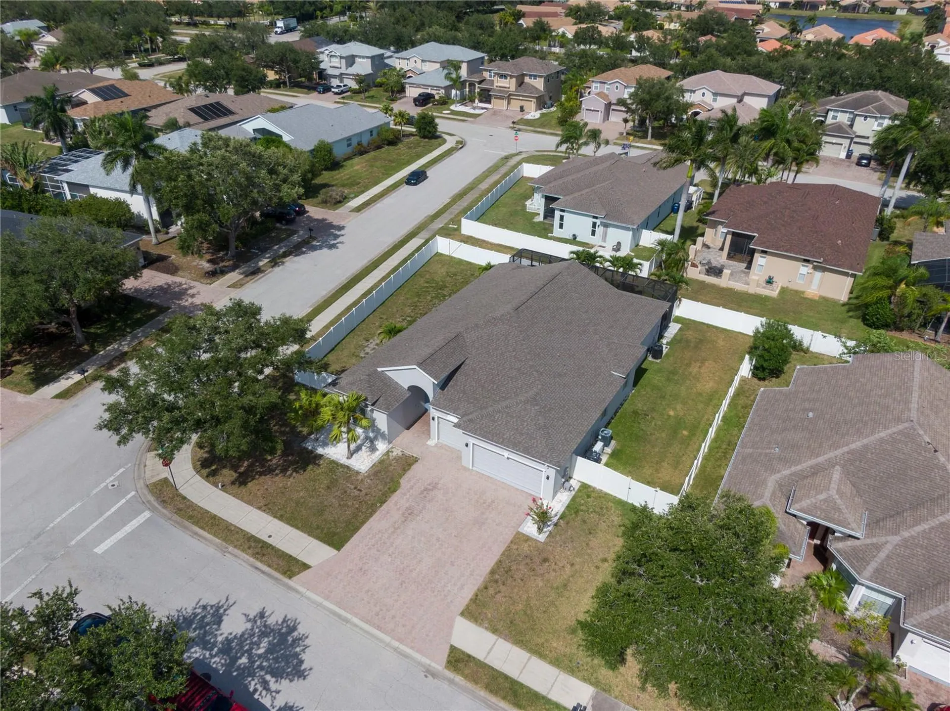 6603 38th Street E Sarasota FL 34243
