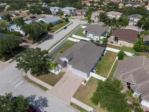 6603 38th Street E Sarasota FL 34243