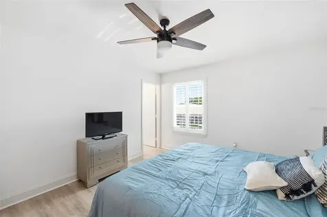 3595 40th Avenue S St Petersburg FL 33711