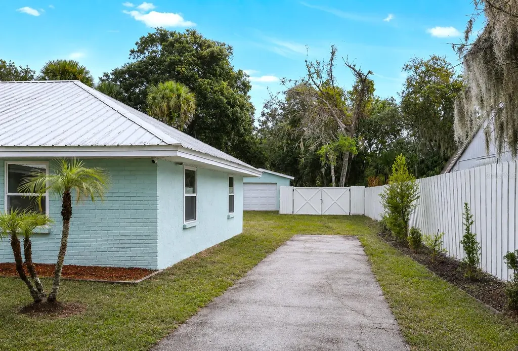 103 S Flagler Avenue Edgewater FL 32132