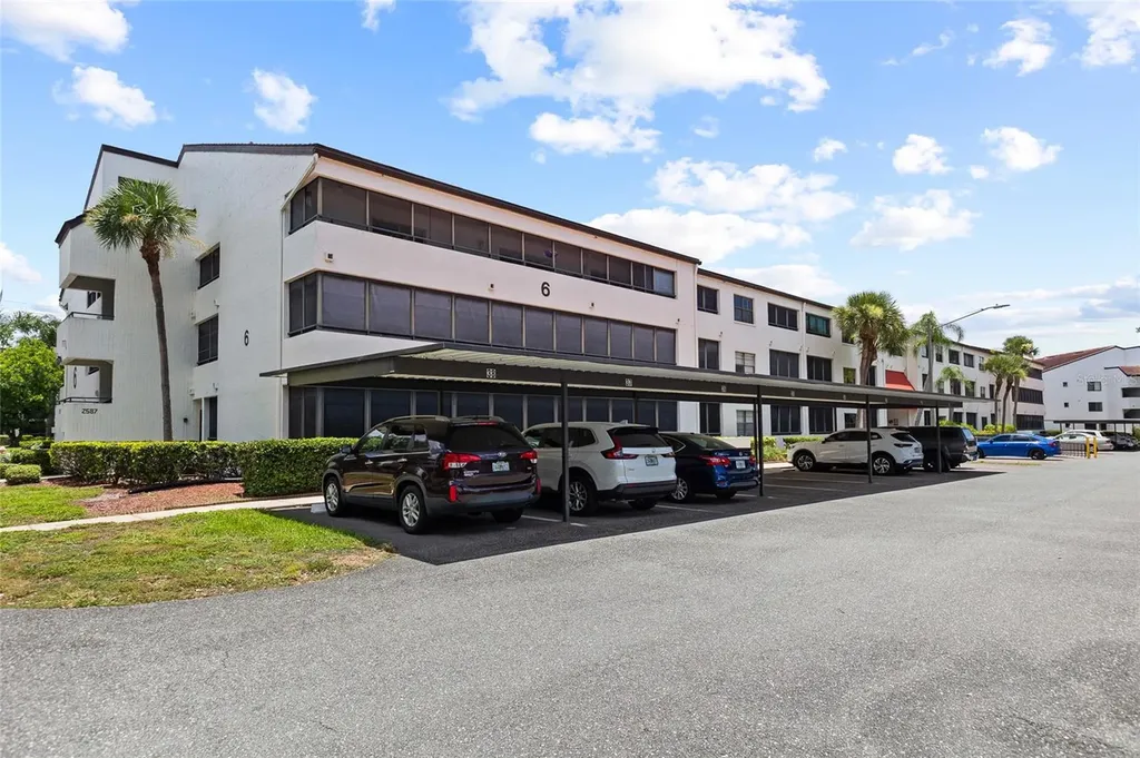 2587 Countryside Boulevard Clearwater FL 33761