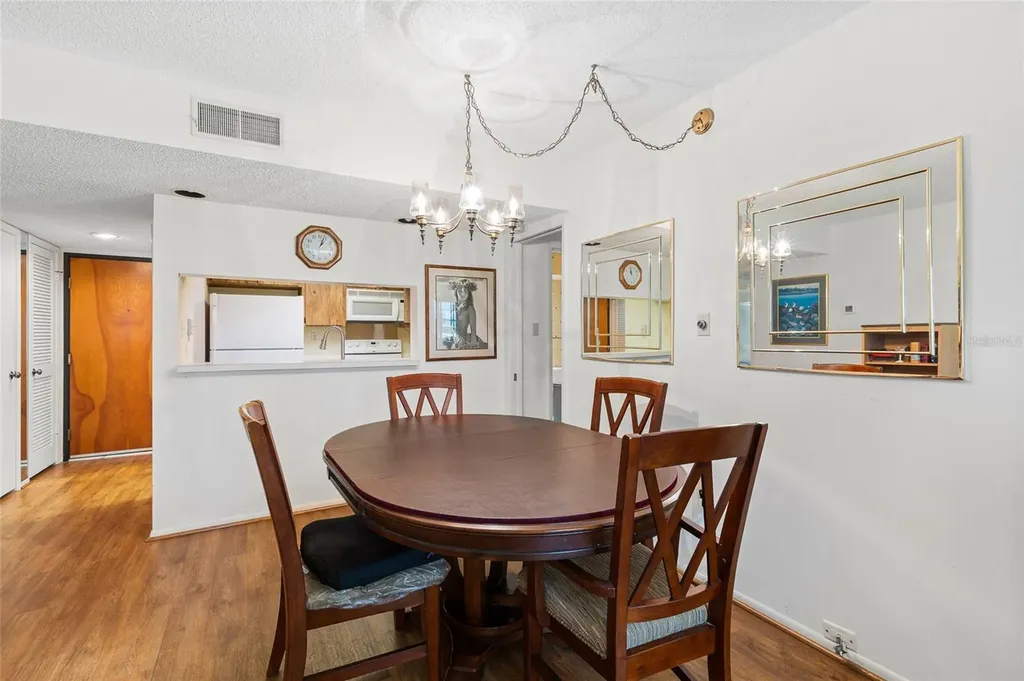 2587 Countryside Boulevard Clearwater FL 33761