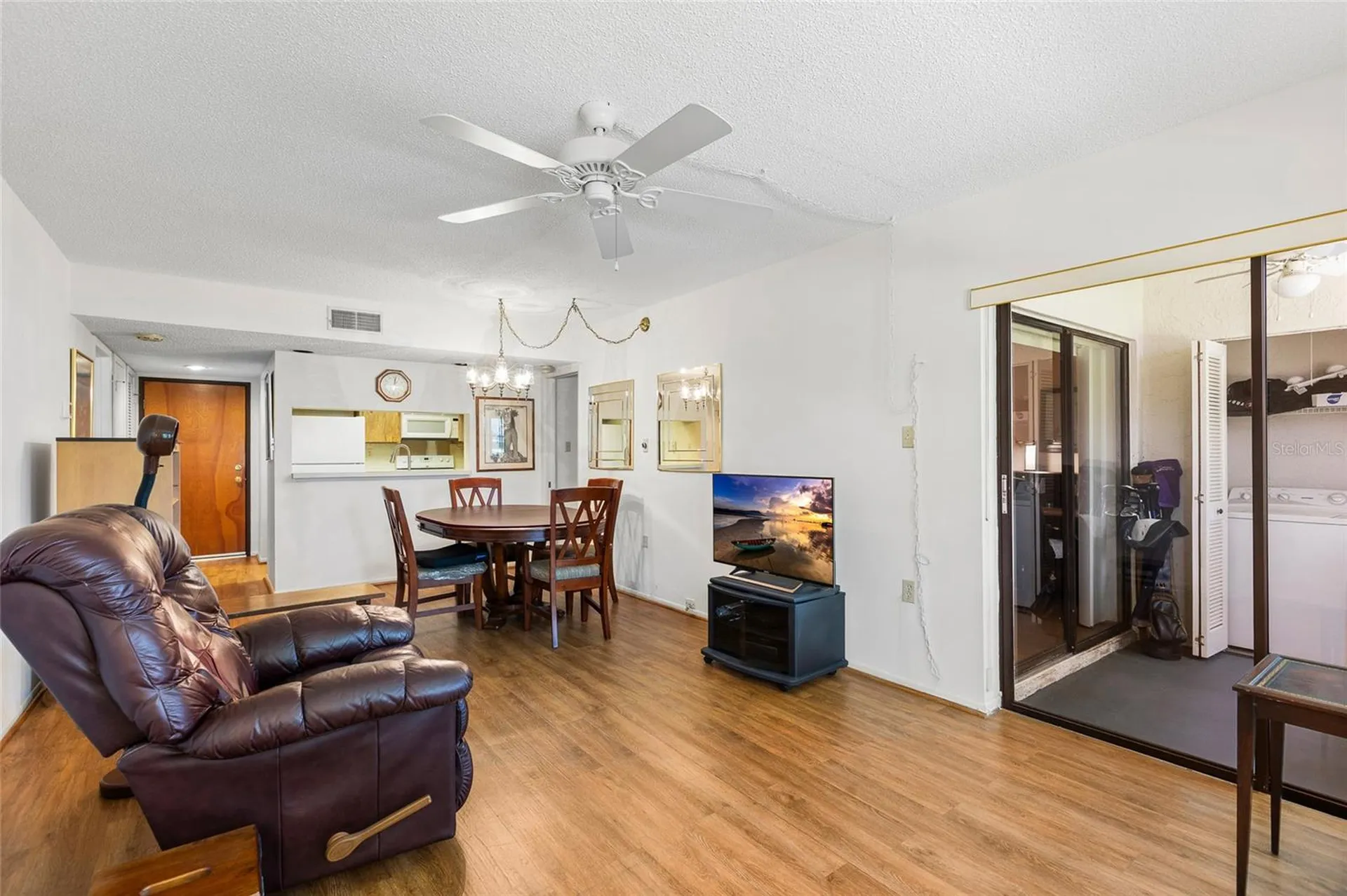 2587 Countryside Boulevard Clearwater FL 33761