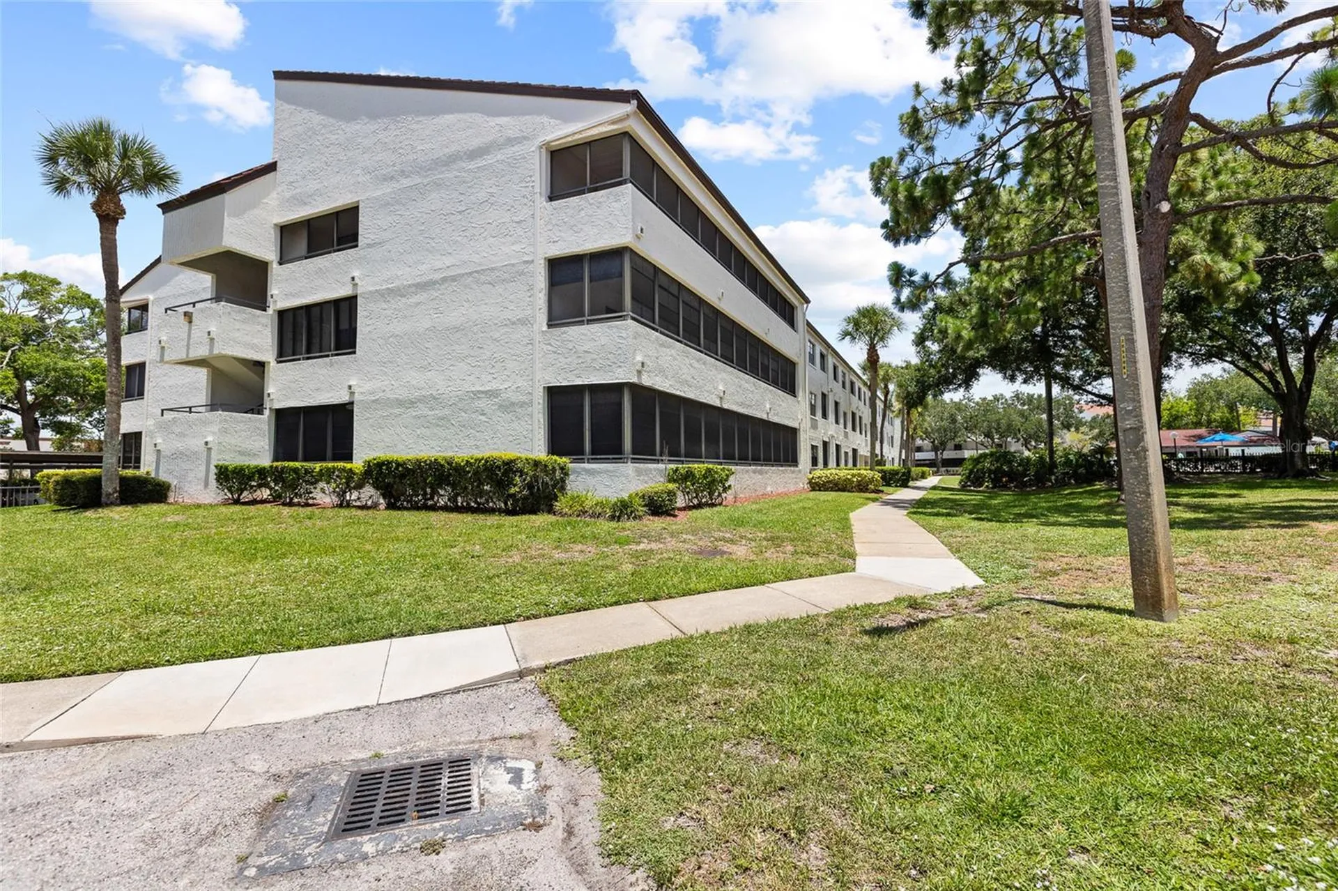 2587 Countryside Boulevard Clearwater FL 33761