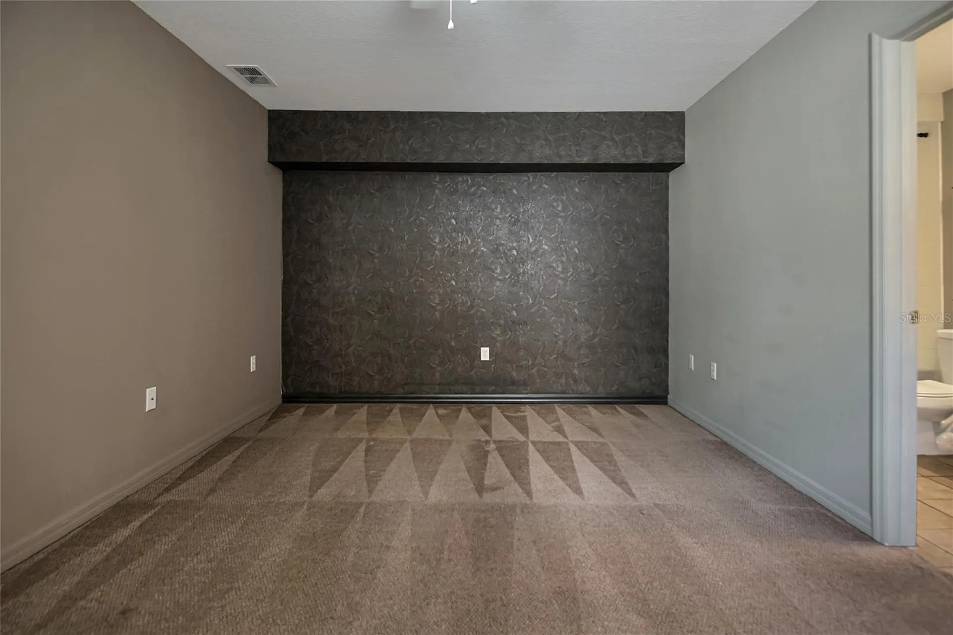 2326 Fan Palm Drive Davenport FL 33897