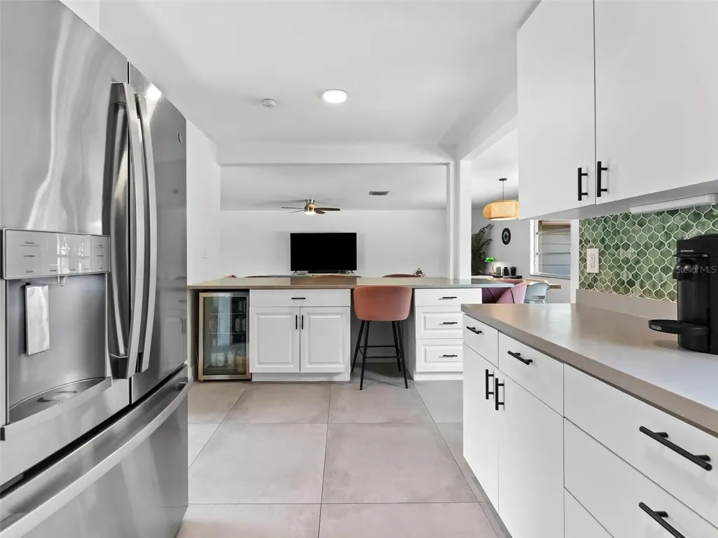200 66th Street N St Petersburg FL 33710