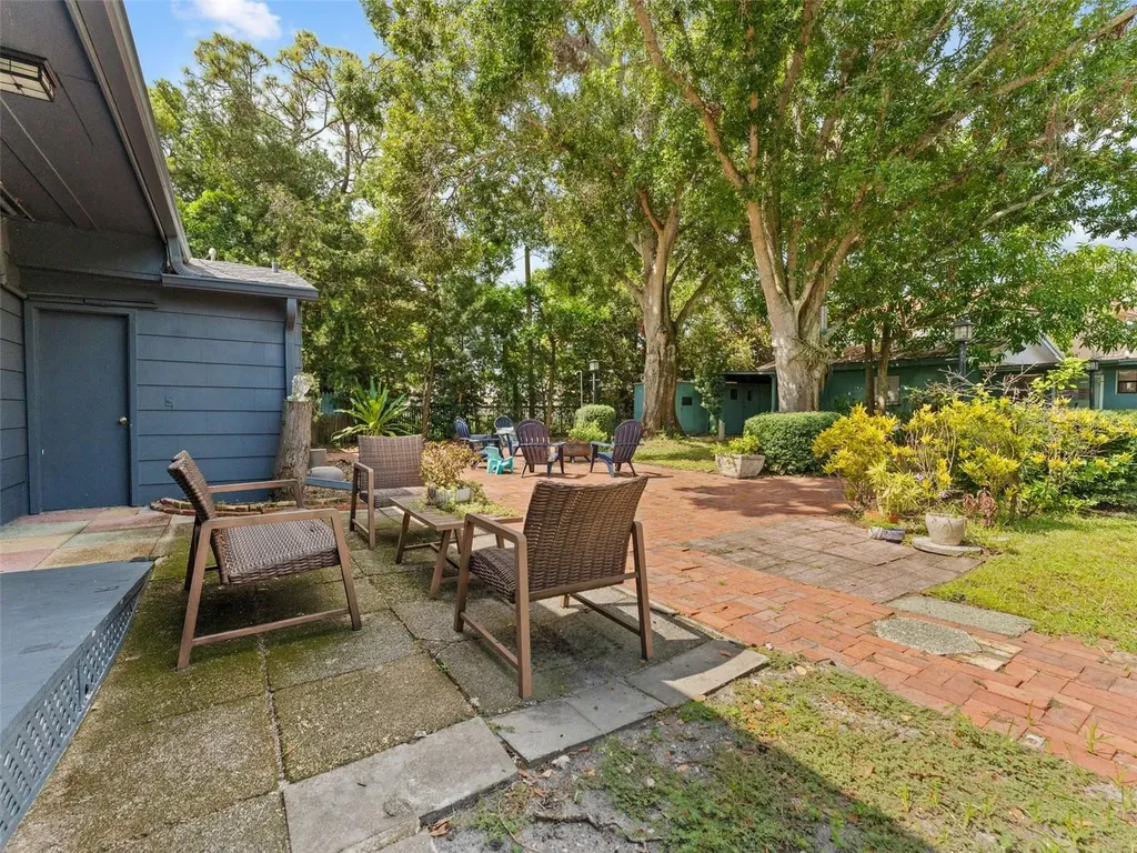 200 66th Street N St Petersburg FL 33710
