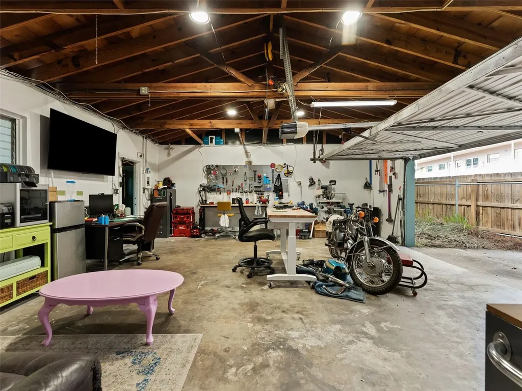 200 66th Street N St Petersburg FL 33710
