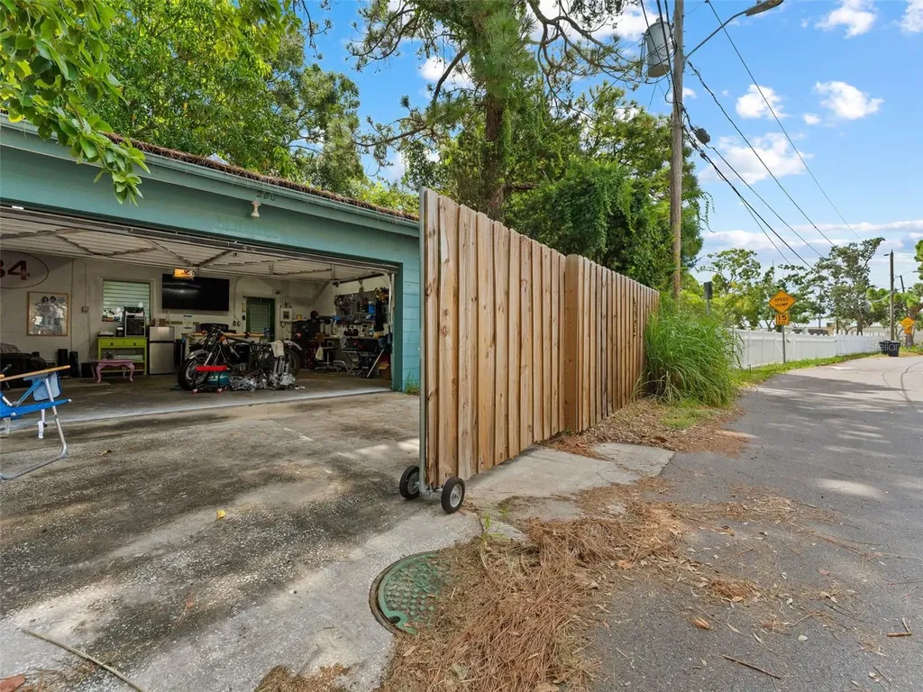 200 66th Street N St Petersburg FL 33710