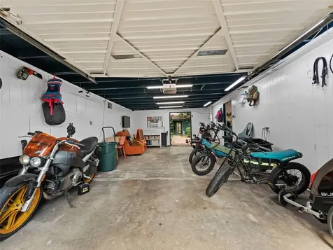 200 66th Street N St Petersburg FL 33710