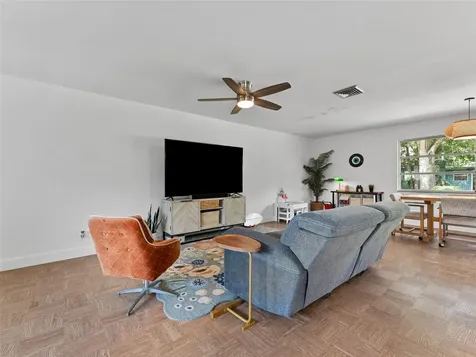 200 66th Street N St Petersburg FL 33710