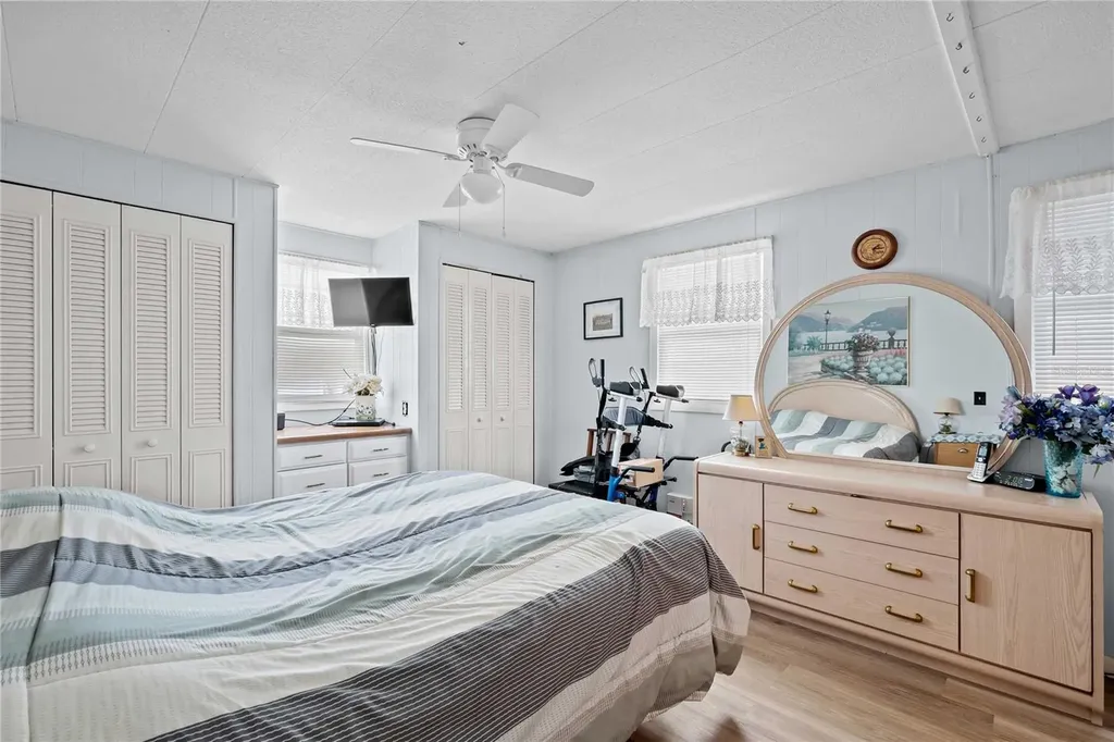 5301 Flint Street Zephyrhills FL 33542