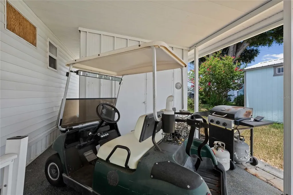 5301 Flint Street Zephyrhills FL 33542