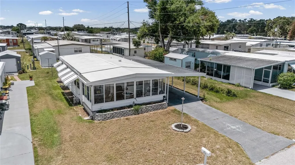 5301 Flint Street Zephyrhills FL 33542