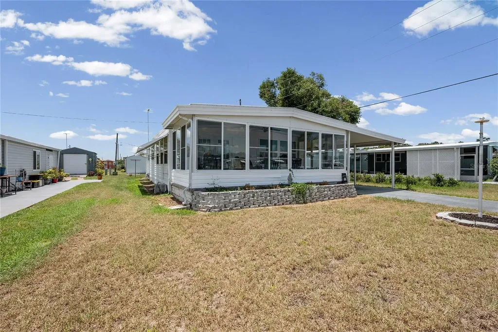 5301 Flint Street Zephyrhills FL 33542