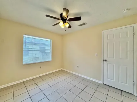 10015 N Aster Avenue Tampa FL 33612