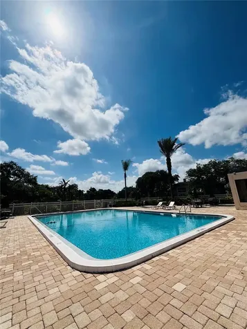 10356 Carrollwood Lane Tampa FL 33618