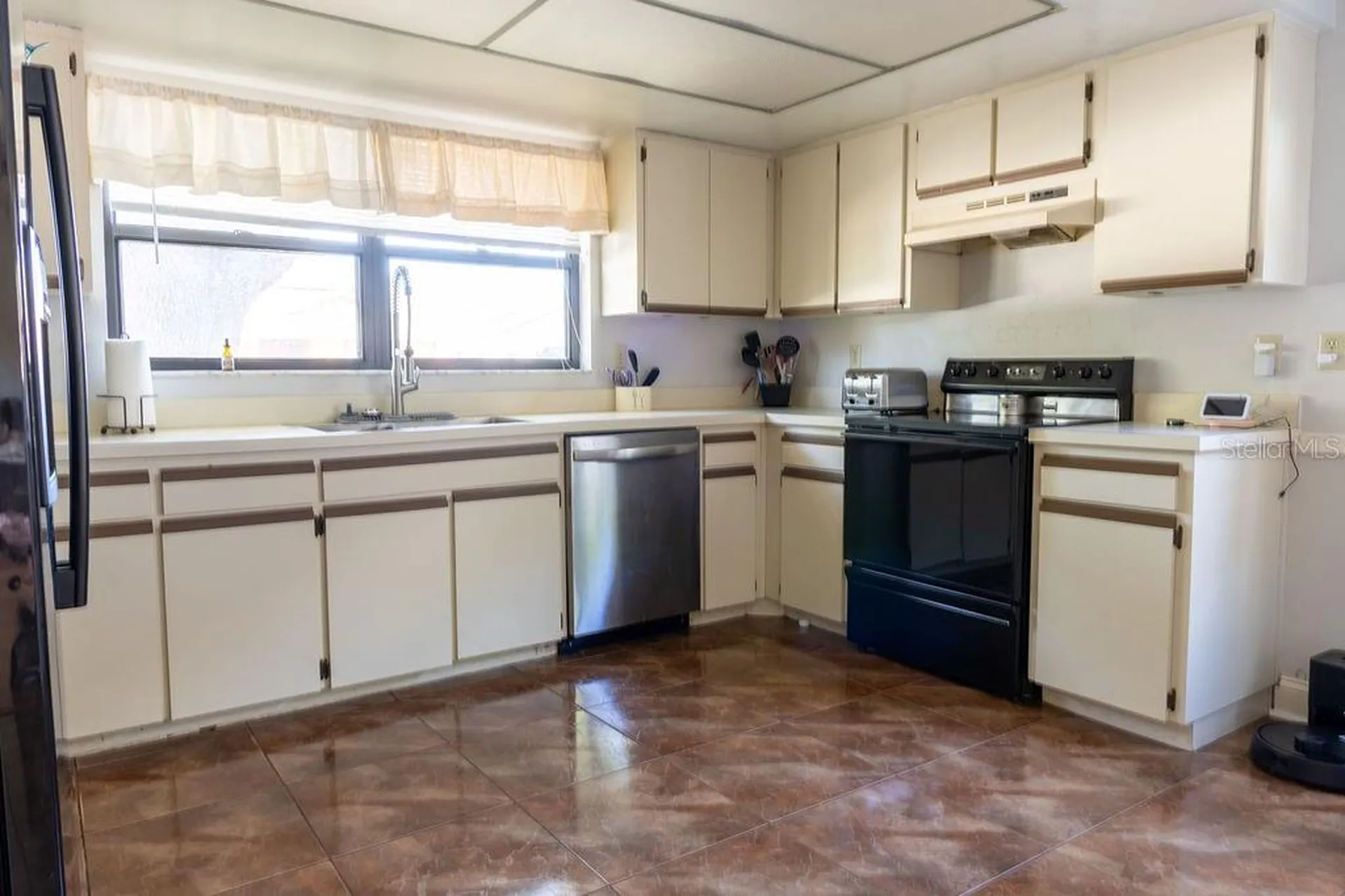 1707 Whispering Drive E Largo FL 33771