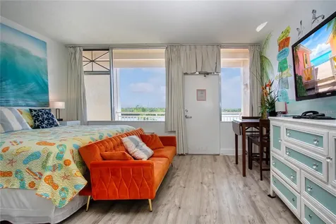 611 Destiny Drive Ruskin FL 33570