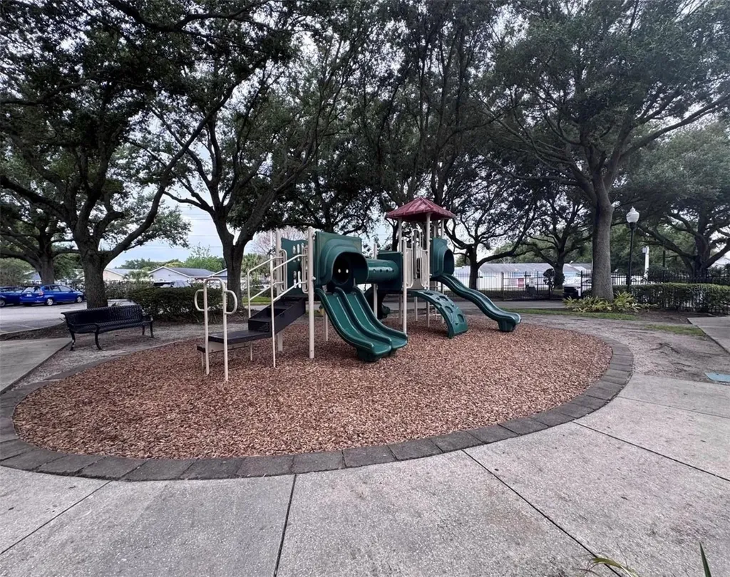 2019 Dixie Belle Drive Orlando FL 32812