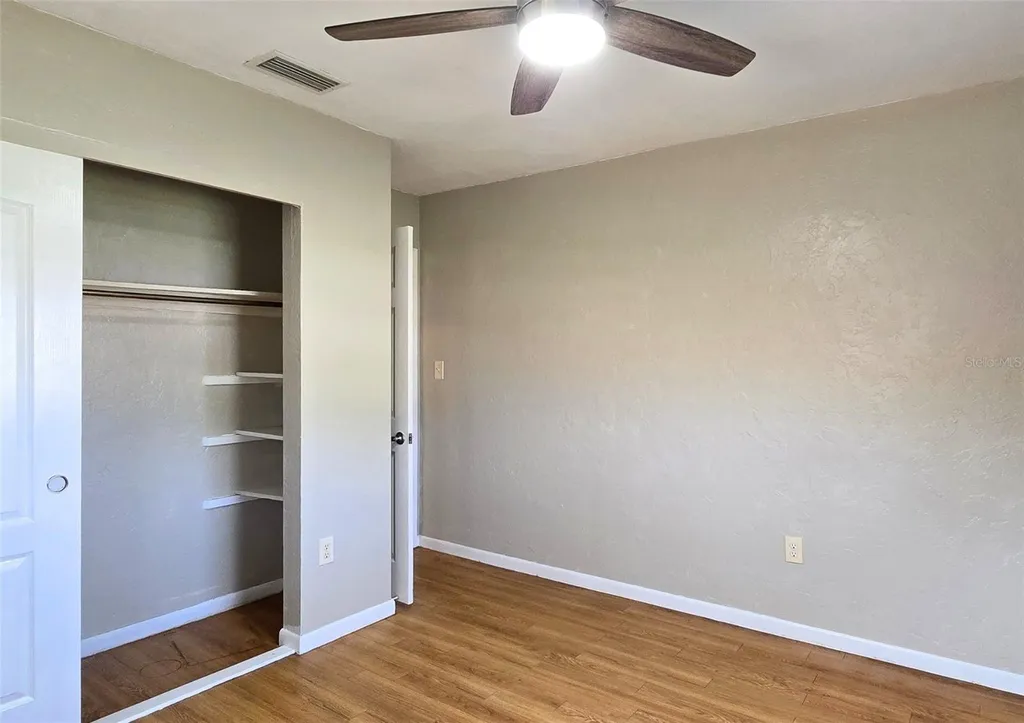 10833 111th Place N Seminole FL 33778