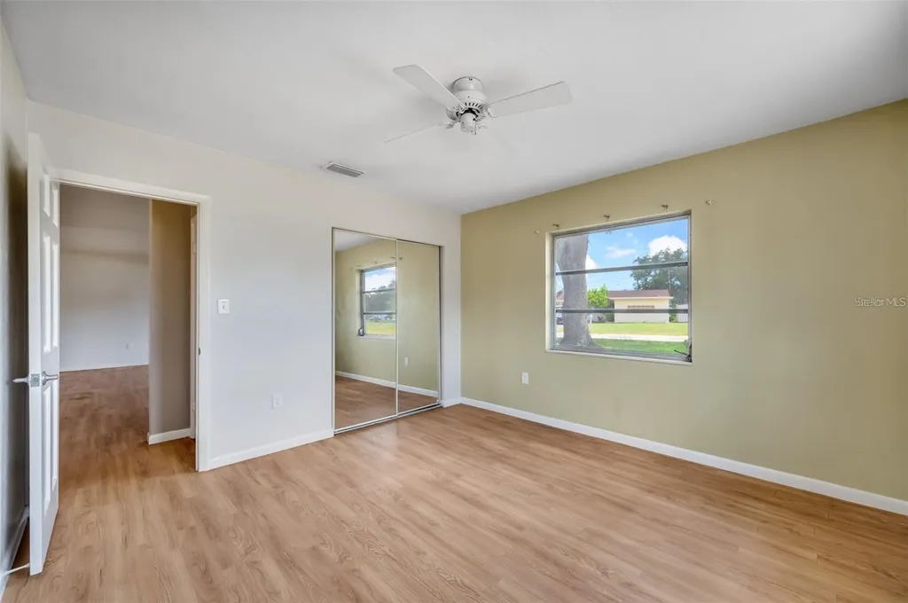 10833 111th Place N Seminole FL 33778