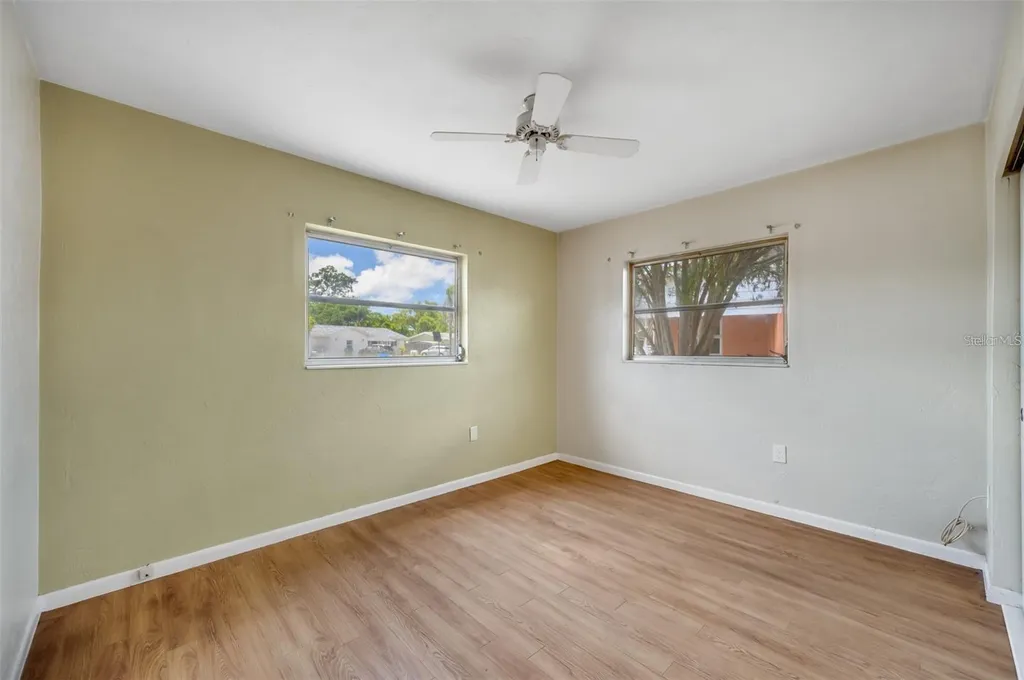 10833 111th Place N Seminole FL 33778