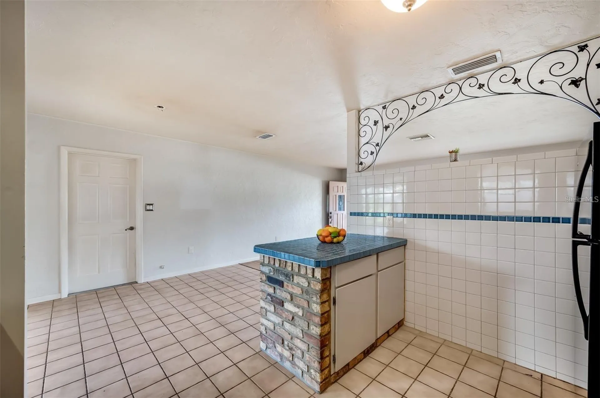 10833 111th Place N Seminole FL 33778
