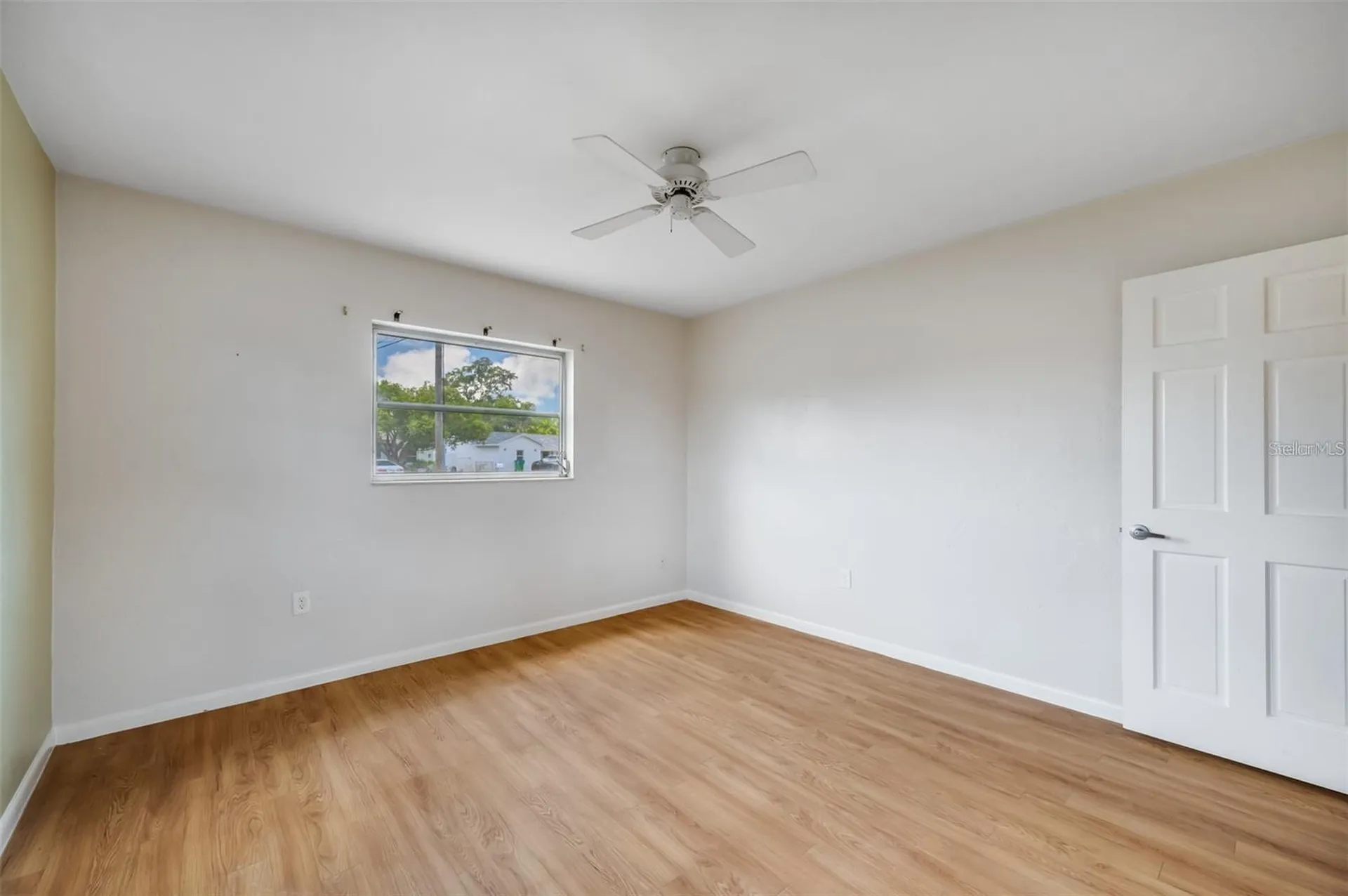 10833 111th Place N Seminole FL 33778