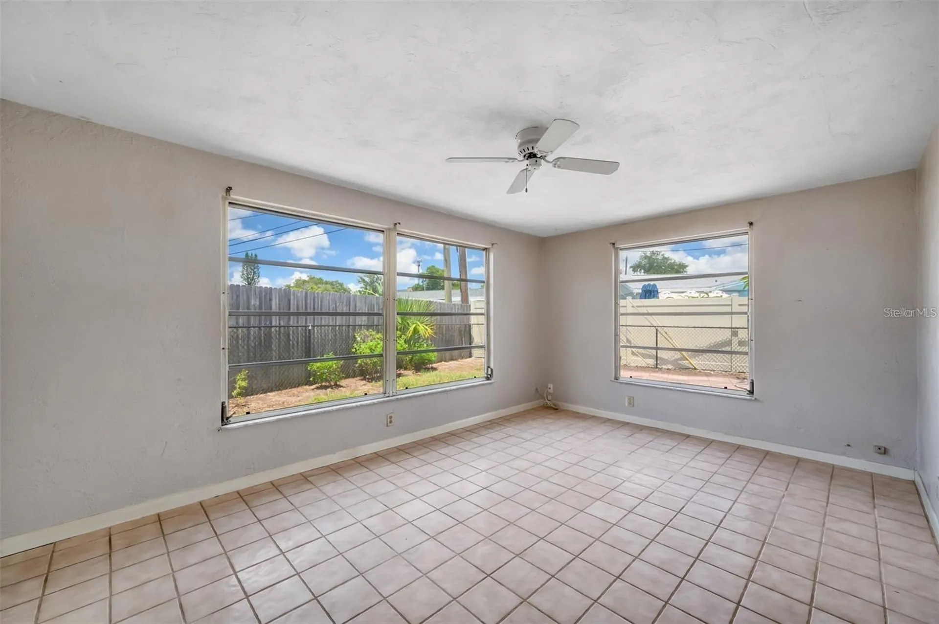 10833 111th Place N Seminole FL 33778