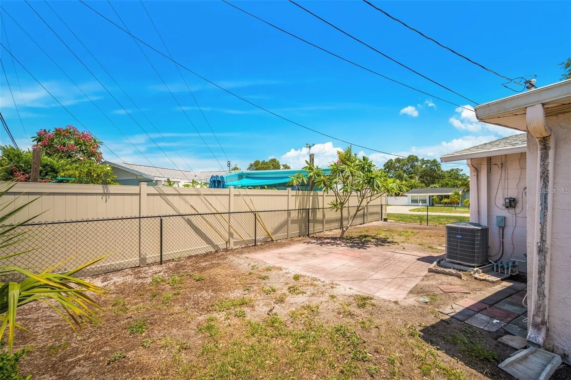 10833 111th Place N Seminole FL 33778