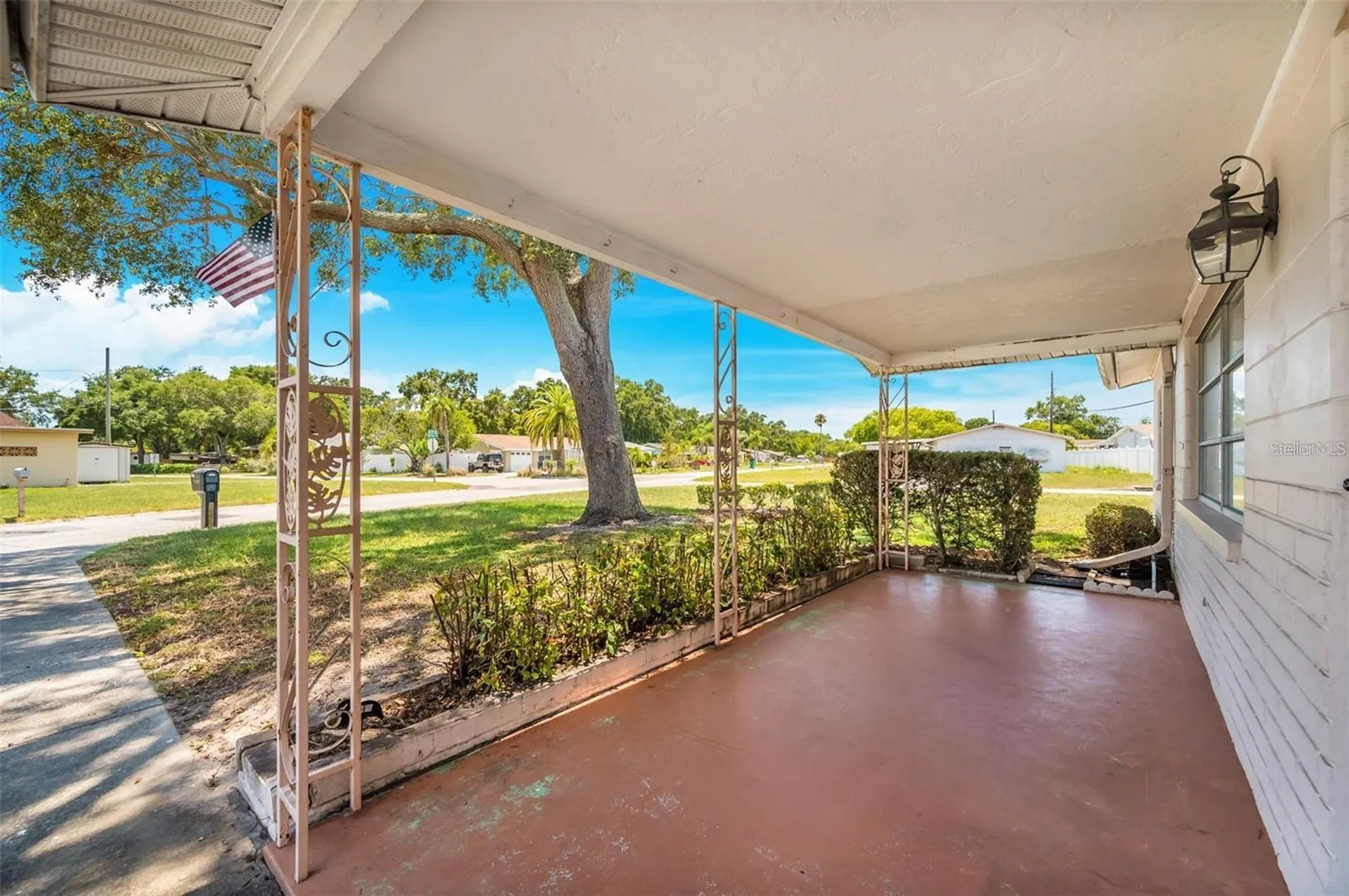 10833 111th Place N Seminole FL 33778