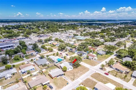 10833 111th Place N Seminole FL 33778