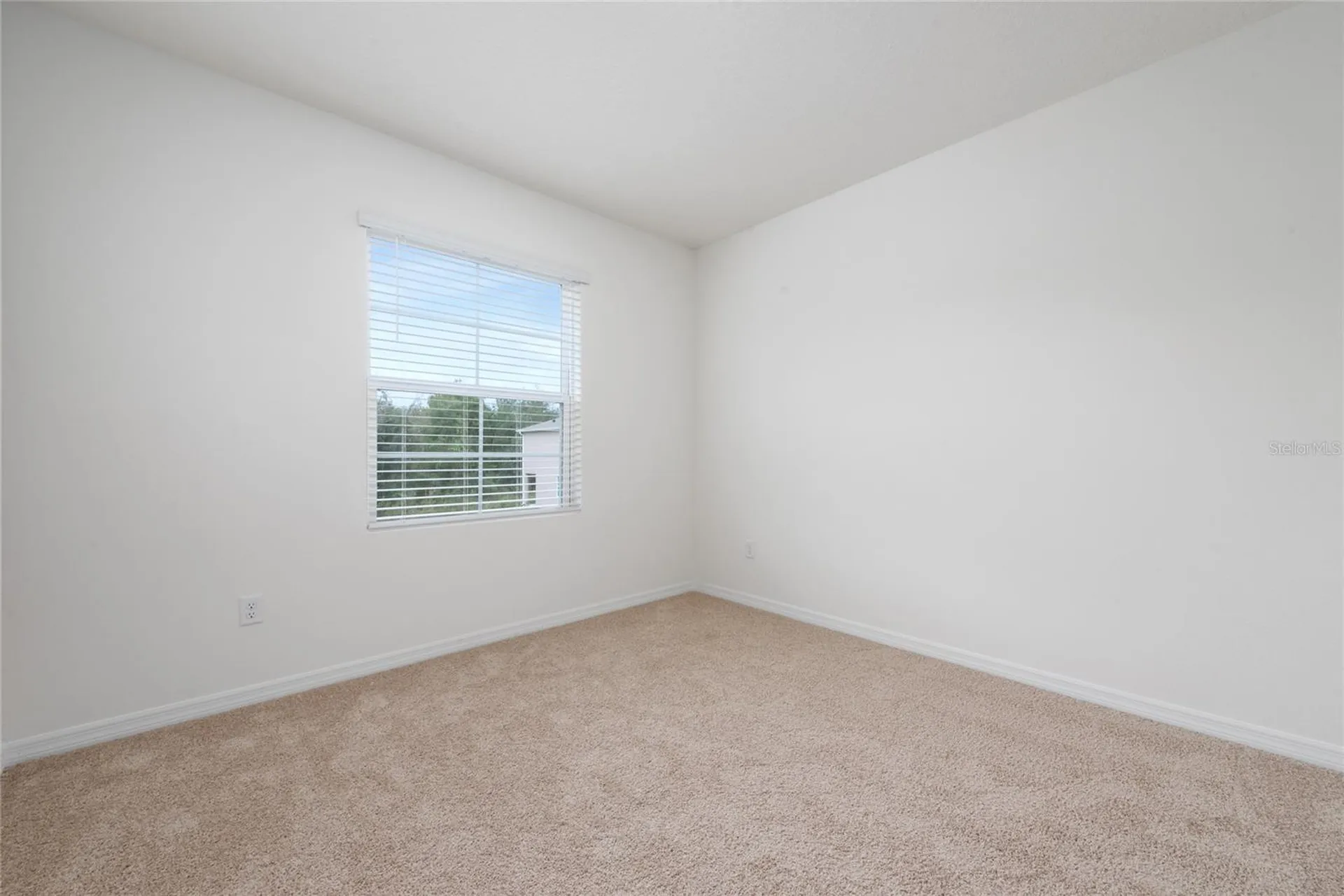 1153 Blue Jay Drive Davenport FL 33837