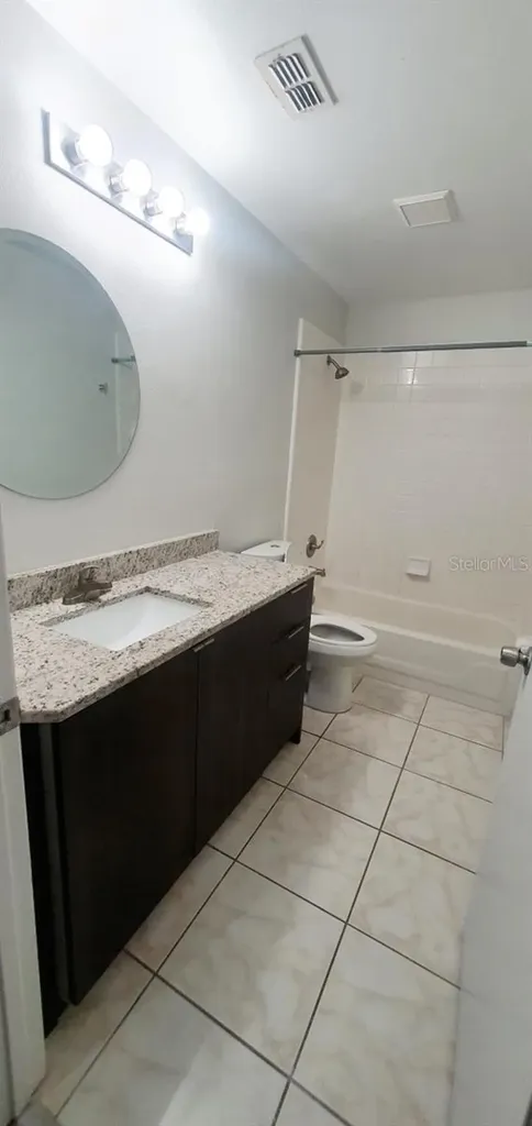 1215 Barefoot Bay Drive Orlando FL 32824