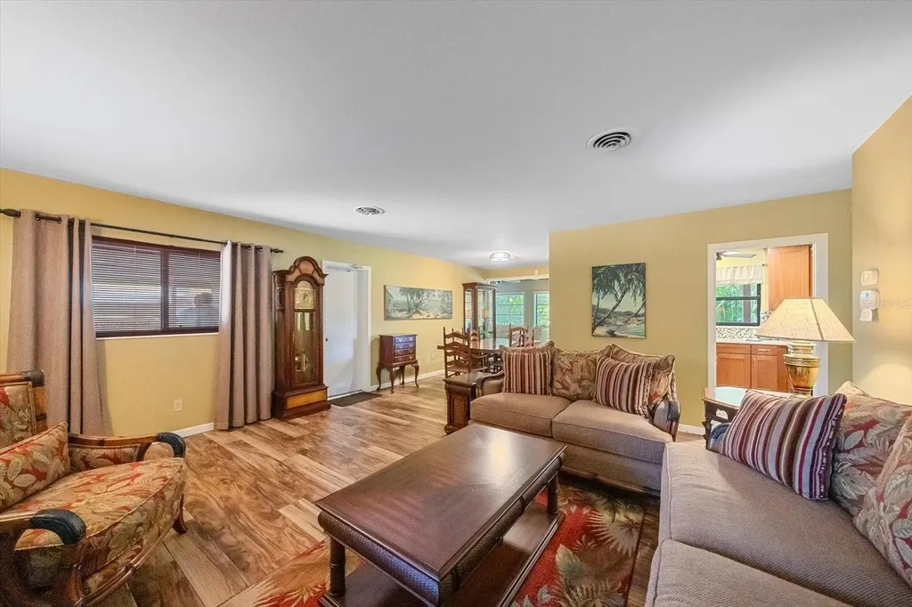 2462 Clematis Street Sarasota FL 34239