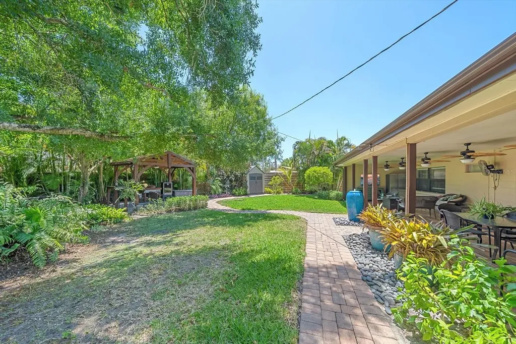 2462 Clematis Street Sarasota FL 34239