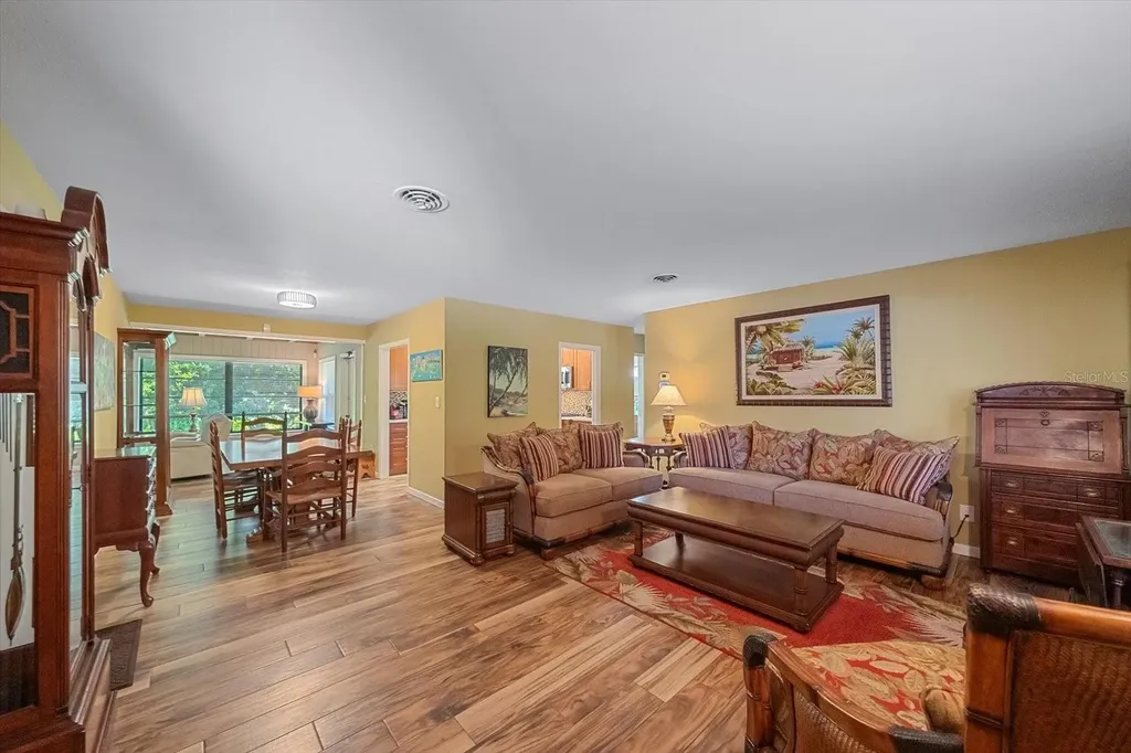 2462 Clematis Street Sarasota FL 34239