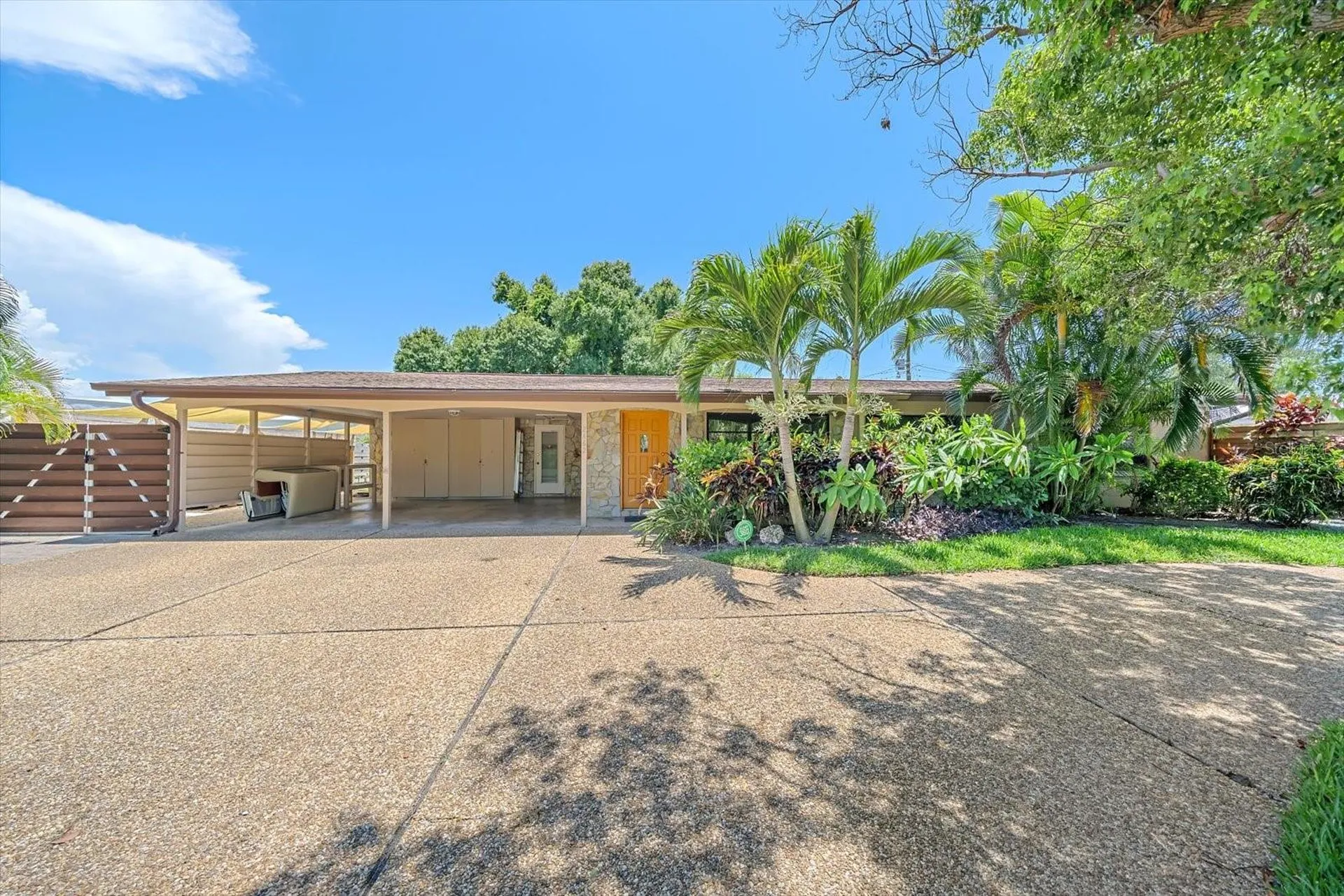2462 Clematis Street Sarasota FL 34239