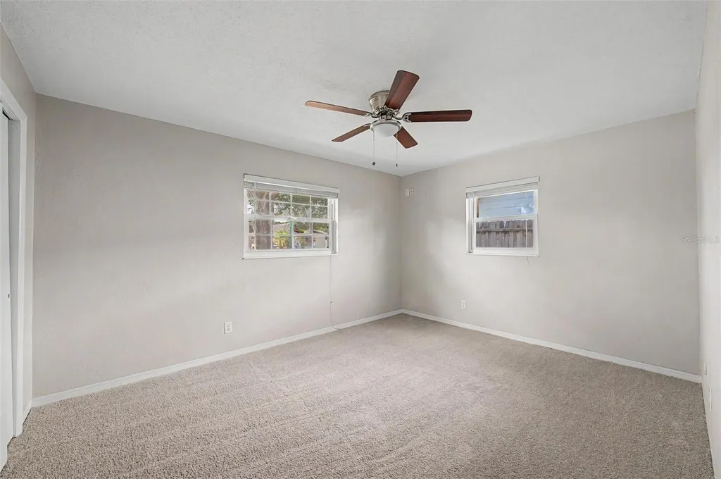 5580 58th Avenue N St Petersburg FL 33709