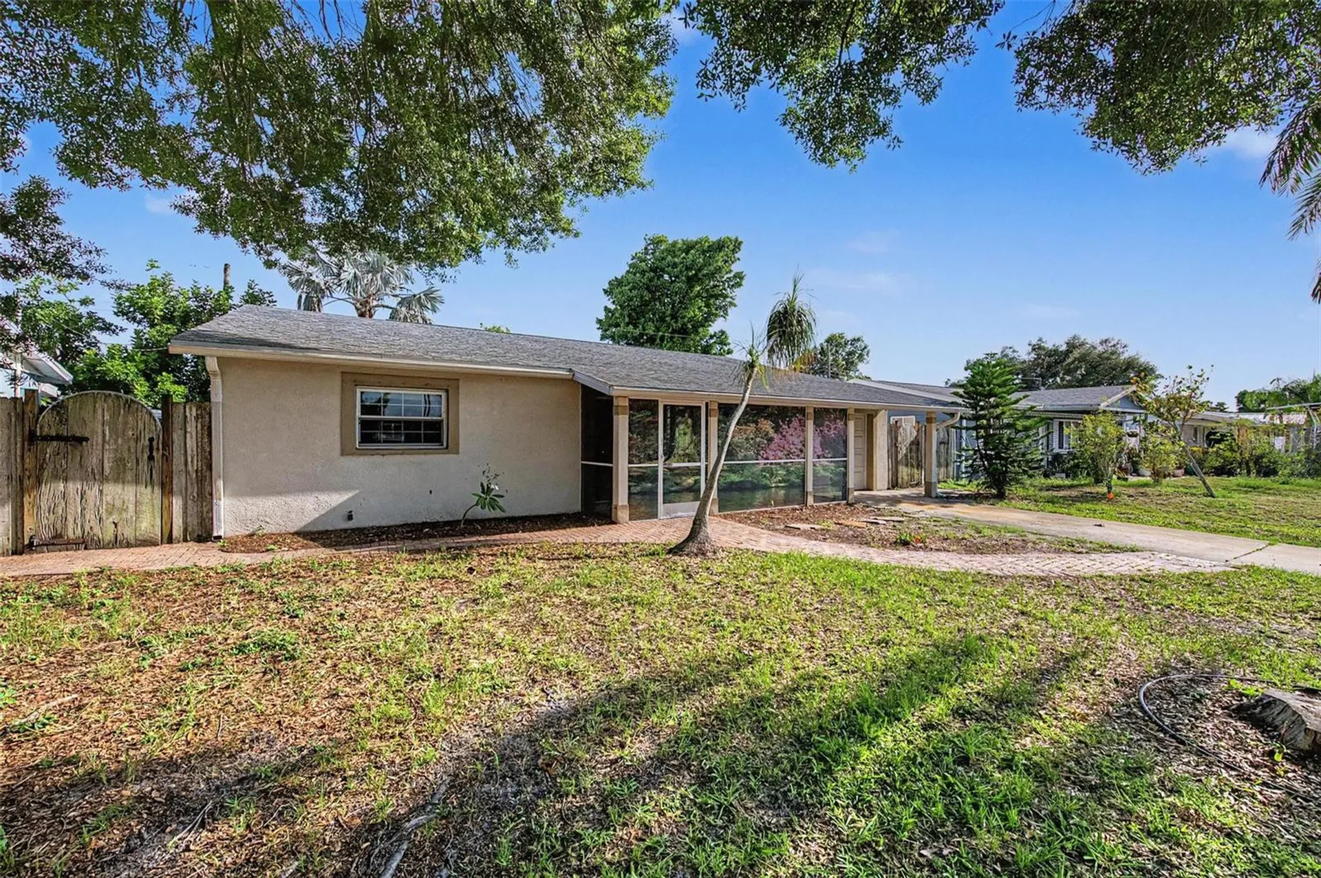 5580 58th Avenue N St Petersburg FL 33709