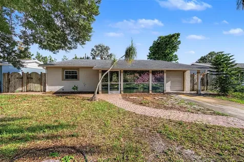 5580 58th Avenue N St Petersburg FL 33709
