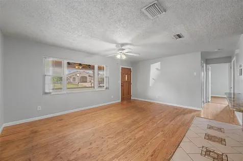 5580 58th Avenue N St Petersburg FL 33709