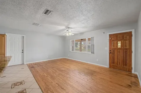 5580 58th Avenue N St Petersburg FL 33709